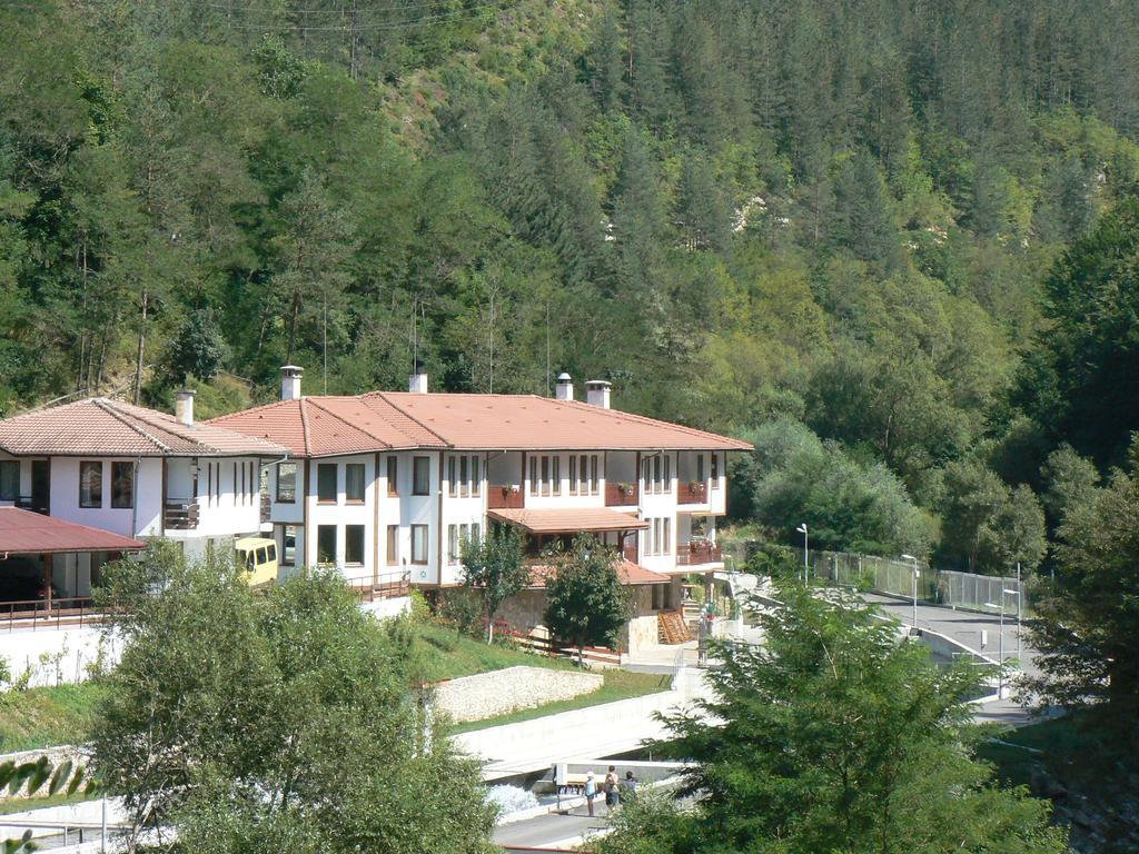 Fisherman'S Hut Family Hotel Beden Extérieur photo