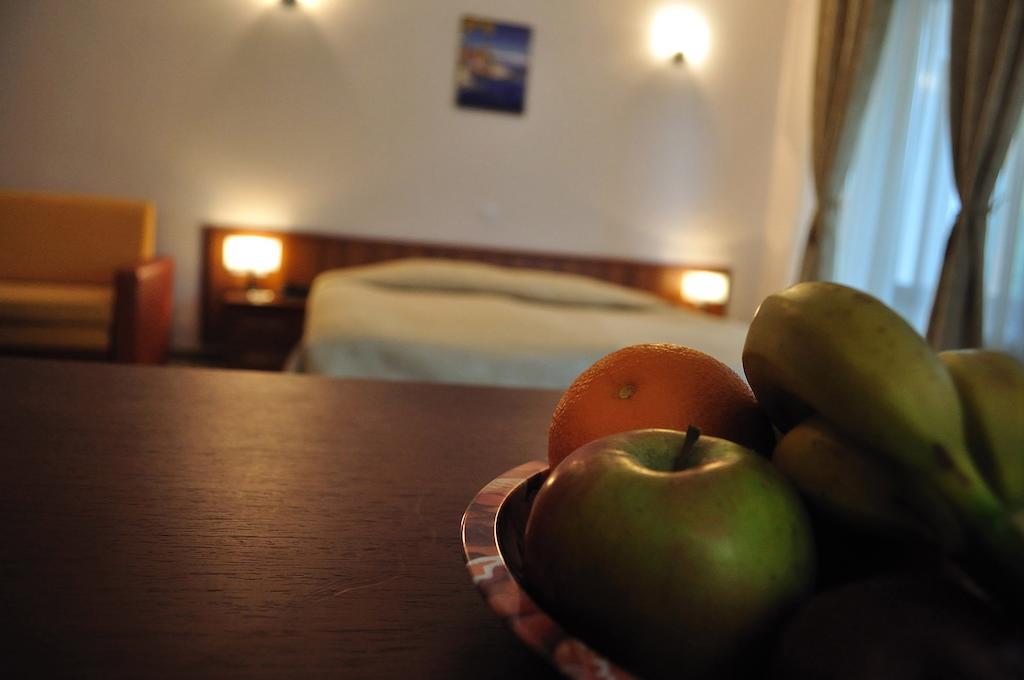 Fisherman'S Hut Family Hotel Beden Chambre photo