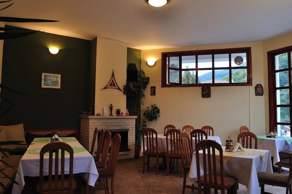 Fisherman'S Hut Family Hotel Beden Extérieur photo