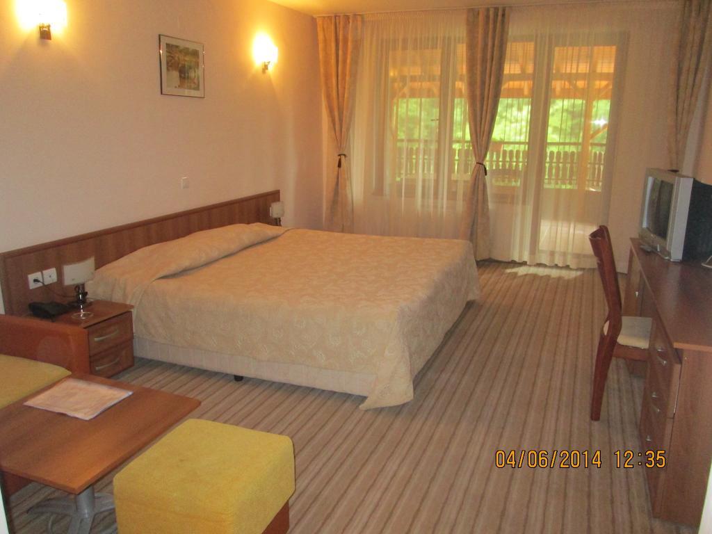 Fisherman'S Hut Family Hotel Beden Chambre photo