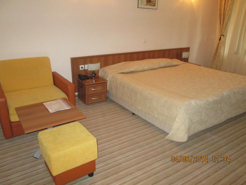 Fisherman'S Hut Family Hotel Beden Chambre photo