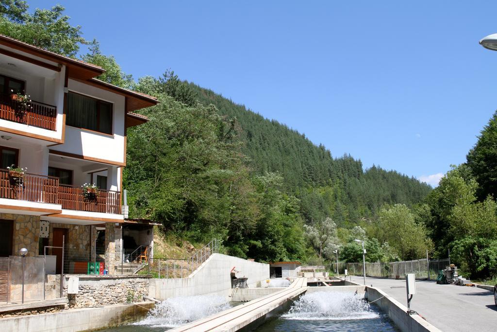 Fisherman'S Hut Family Hotel Beden Extérieur photo