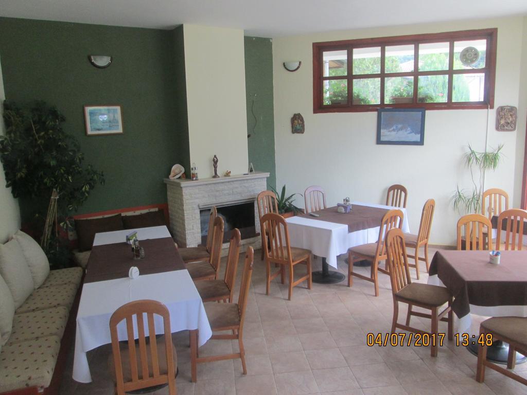 Fisherman'S Hut Family Hotel Beden Extérieur photo